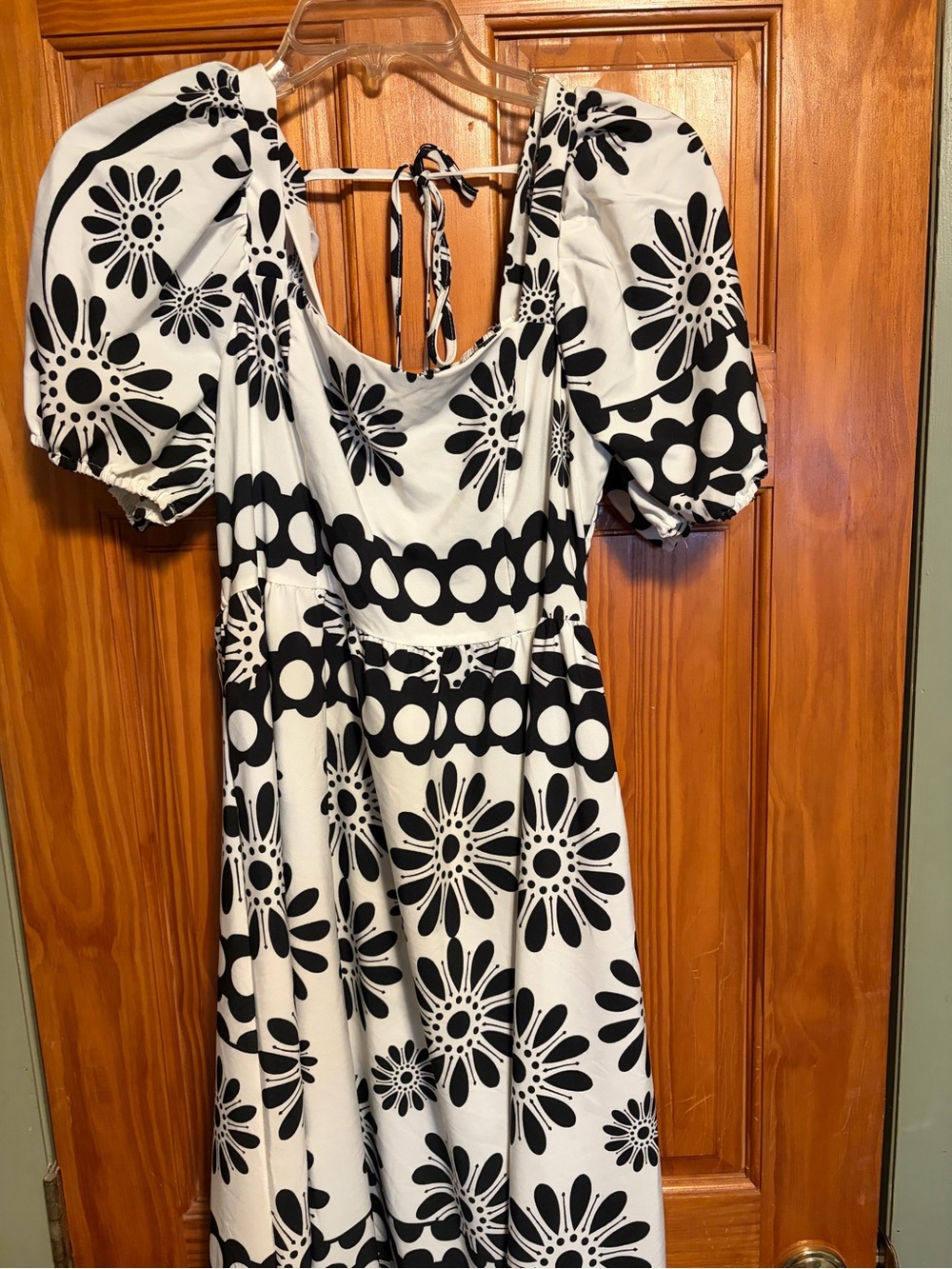 SHEIN Black & White Puff Sleeve Floral Maxi Dress